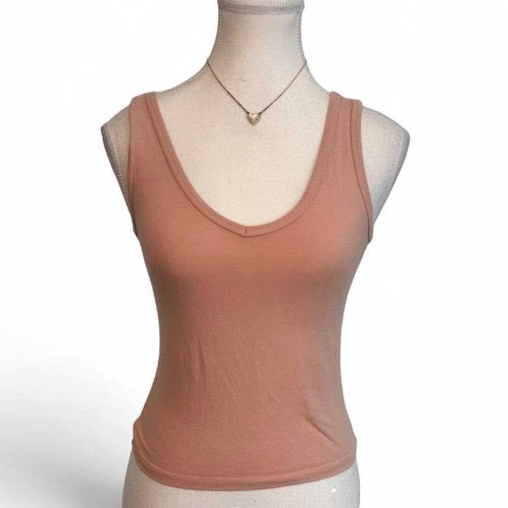 Brandy Melville John Galt Soft Peach 96% Cotton Fitted Casual Basics Tank Top